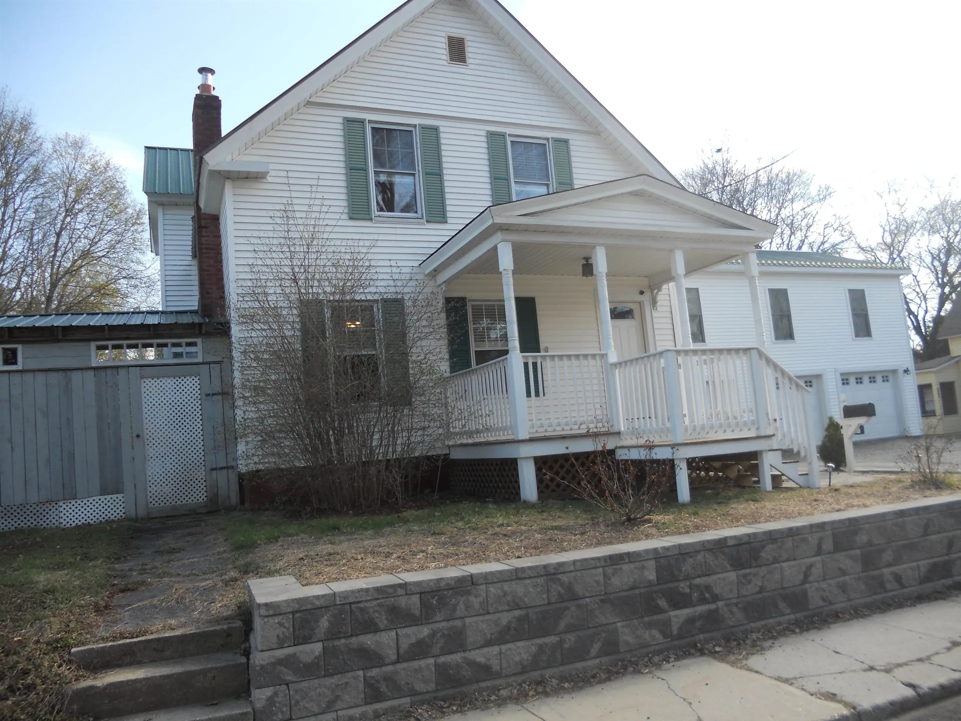 34 Grove Street Claremont NH 03743