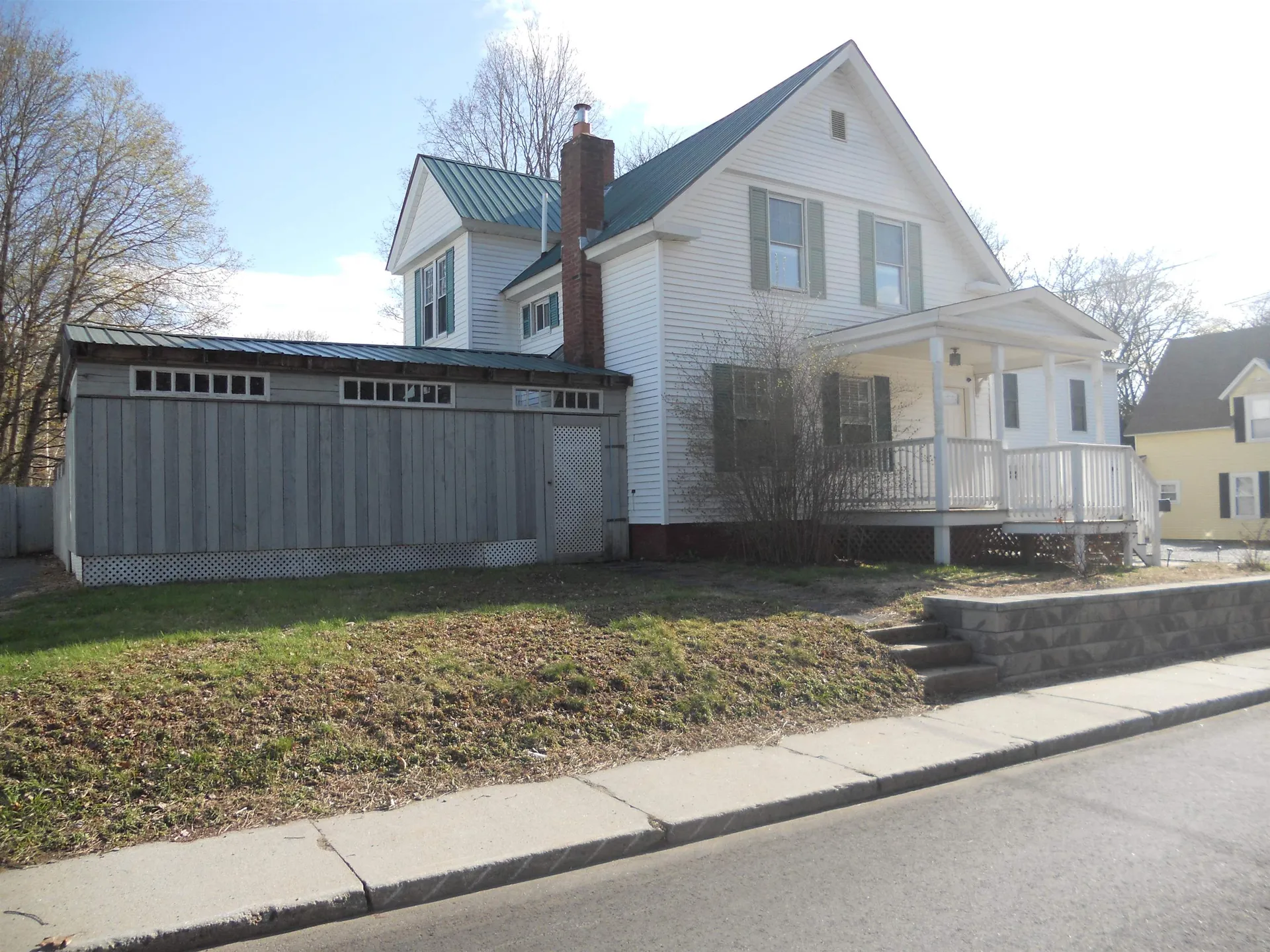 34 Grove Street Claremont NH 03743