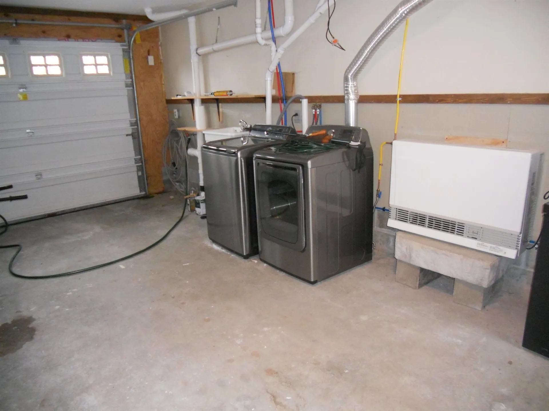 34 Grove Street Claremont NH 03743