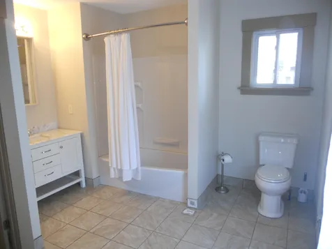 34 Grove Street Claremont NH 03743
