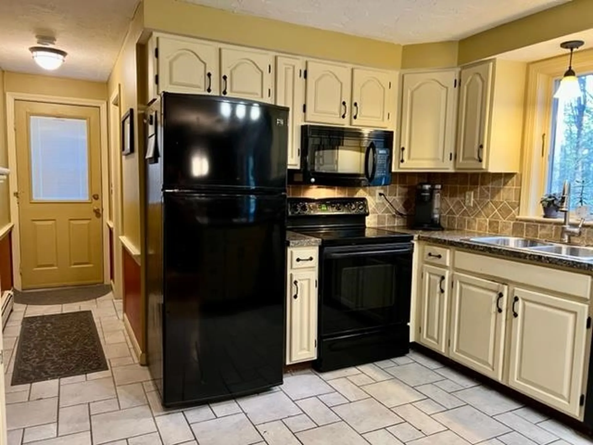 159 Hillside Drive Henniker NH 03242