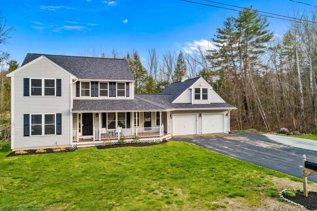 14 Hill Street Hillsborough NH 03244