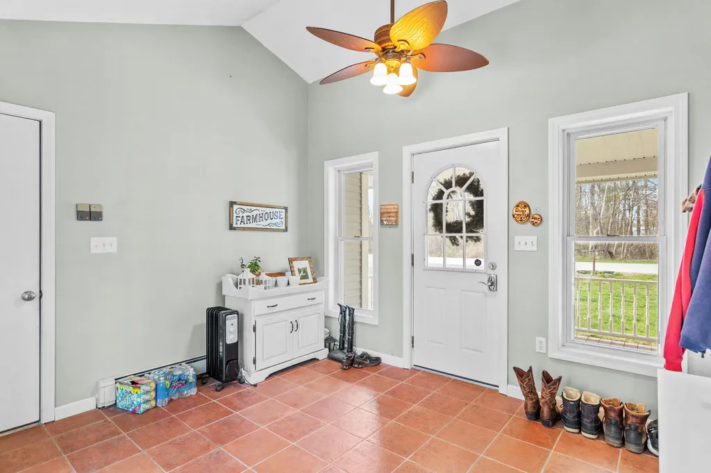 14 Hill Street Hillsborough NH 03244