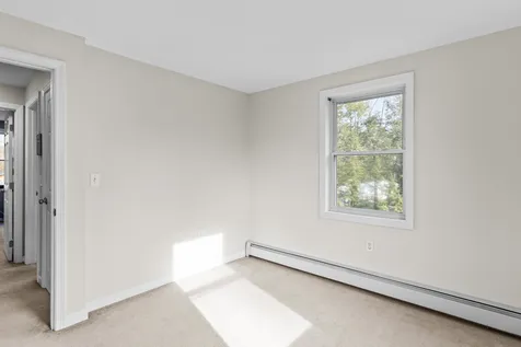 14 Hill Street Hillsborough NH 03244