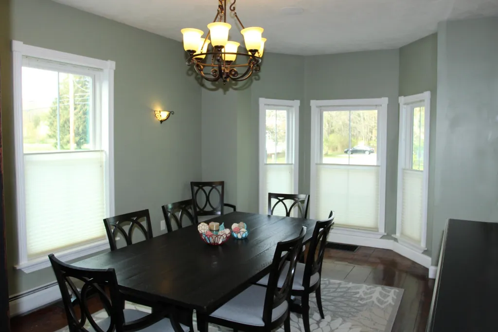 181 Main Street Kingston NH 03848