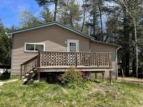 3 Briar Road Raymond NH 03077