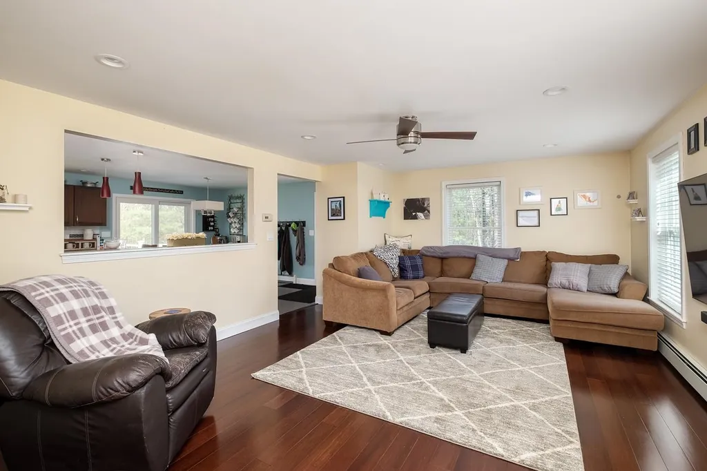 9 Cinnamon Ridge Road Somersworth NH 03878