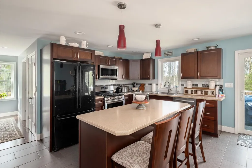 9 Cinnamon Ridge Road Somersworth NH 03878