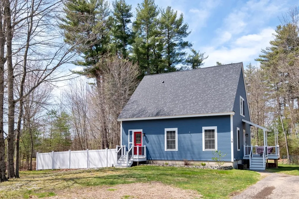 9 Cinnamon Ridge Road Somersworth NH 03878