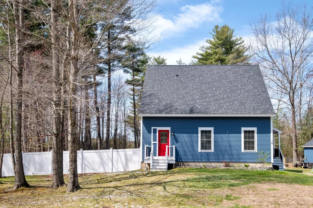 9 Cinnamon Ridge Road Somersworth NH 03878