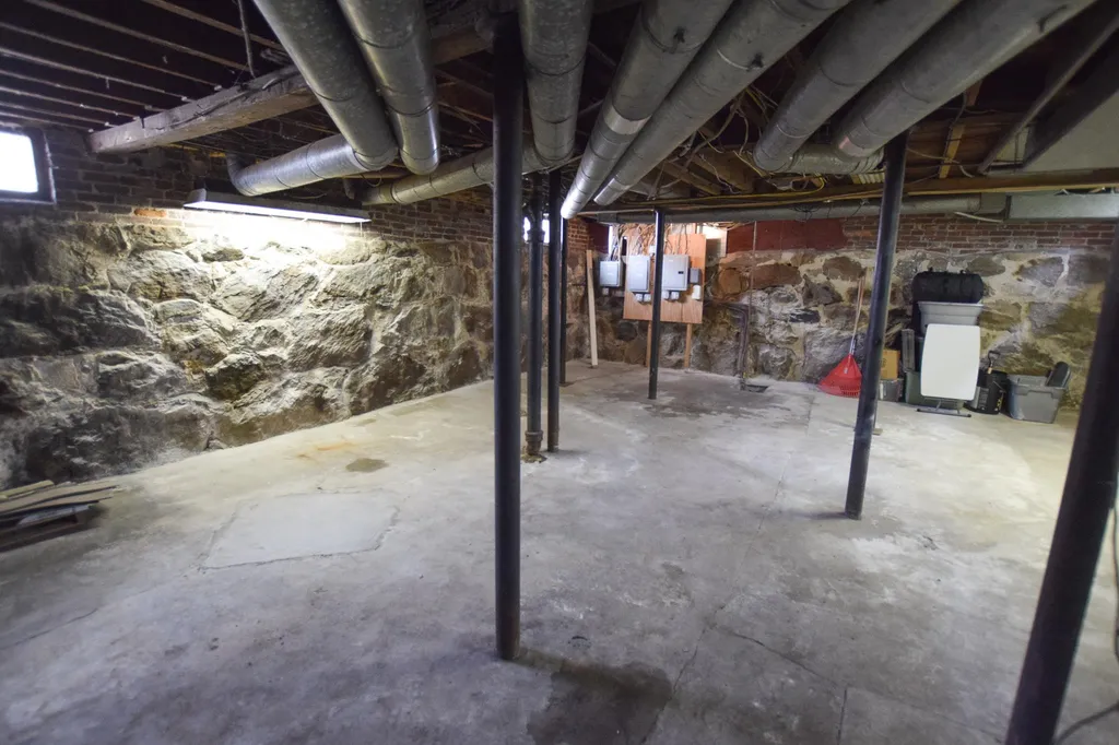 354 Union Avenue Laconia NH 03246
