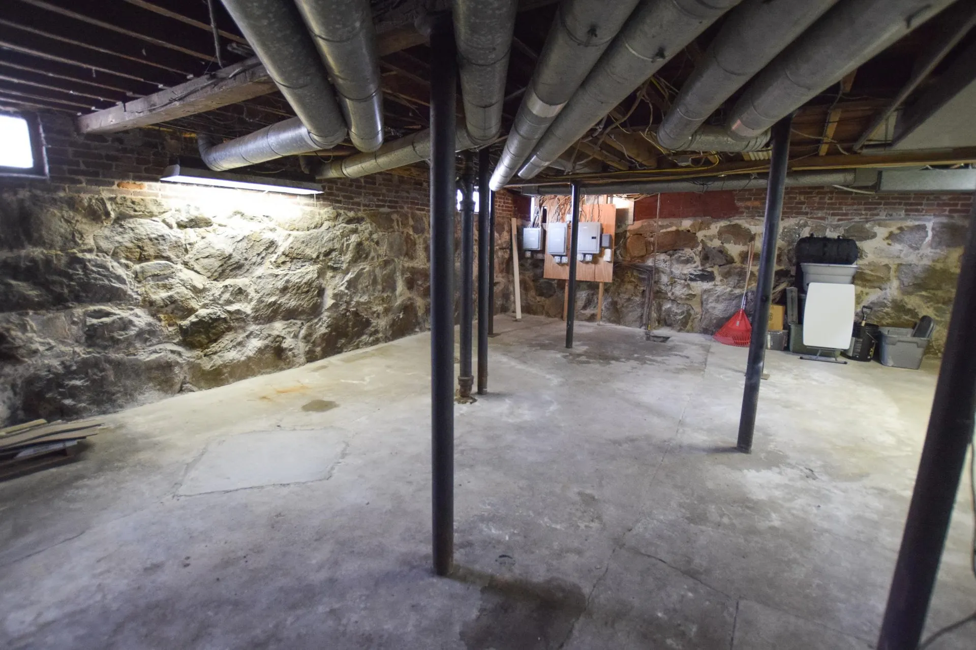 354 Union Avenue Laconia NH 03246