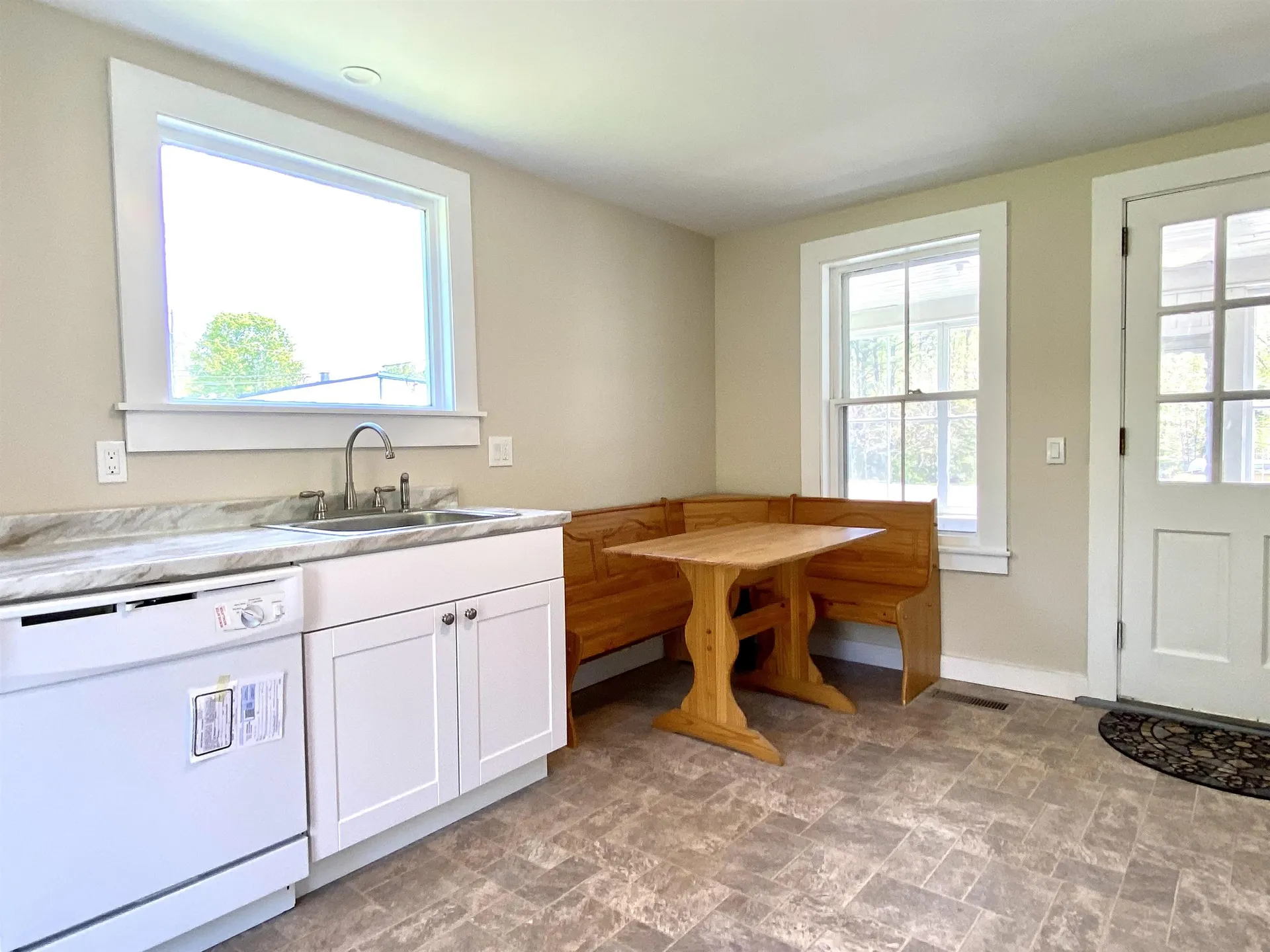 52 Lower Main Street Sunapee NH 03782