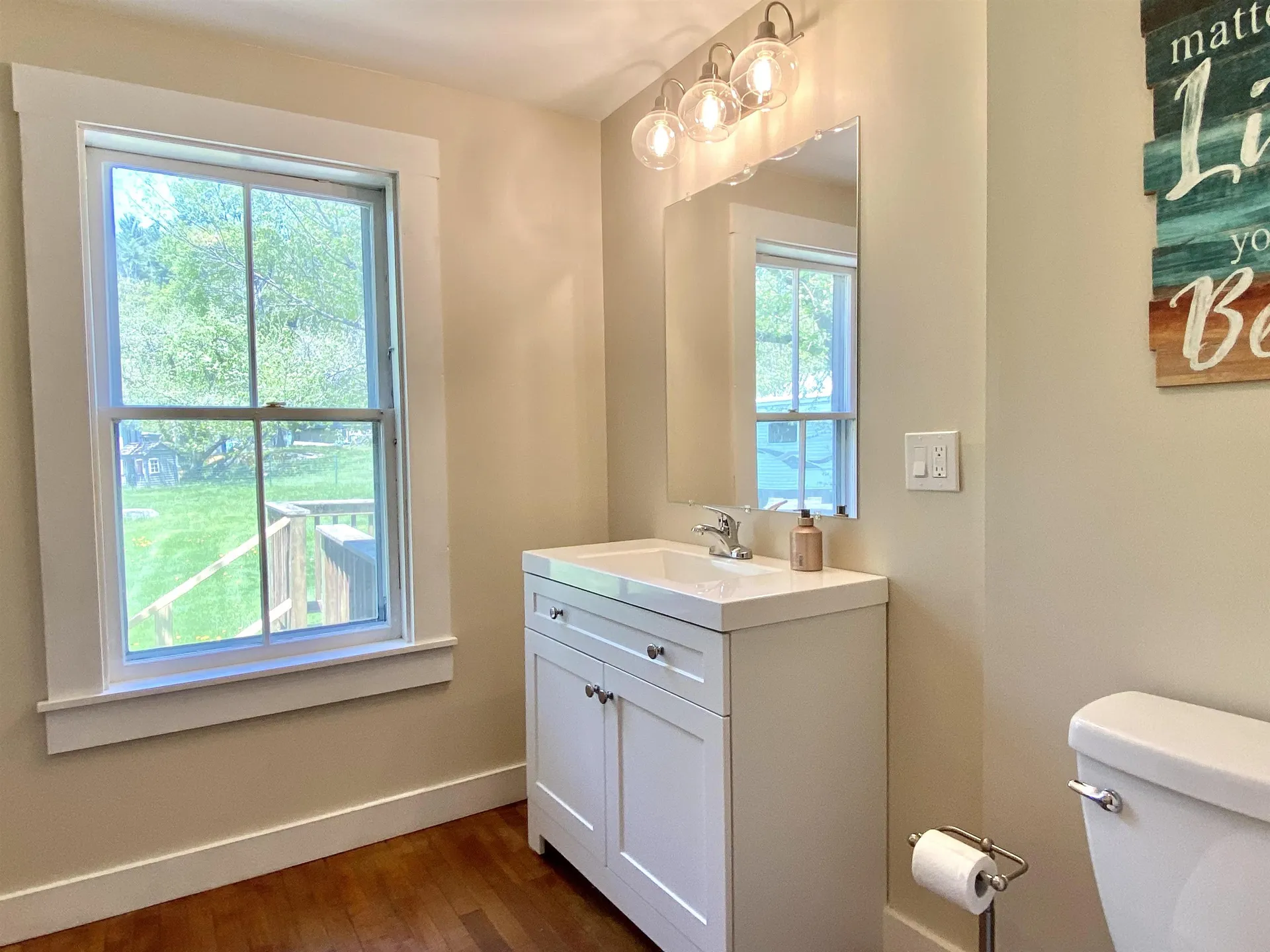 52 Lower Main Street Sunapee NH 03782