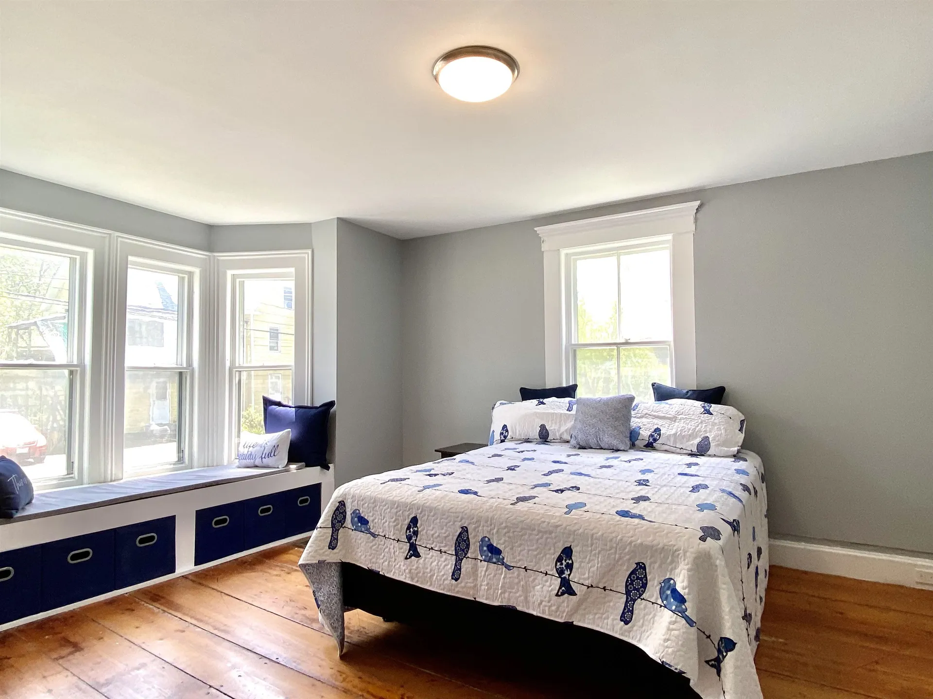 52 Lower Main Street Sunapee NH 03782