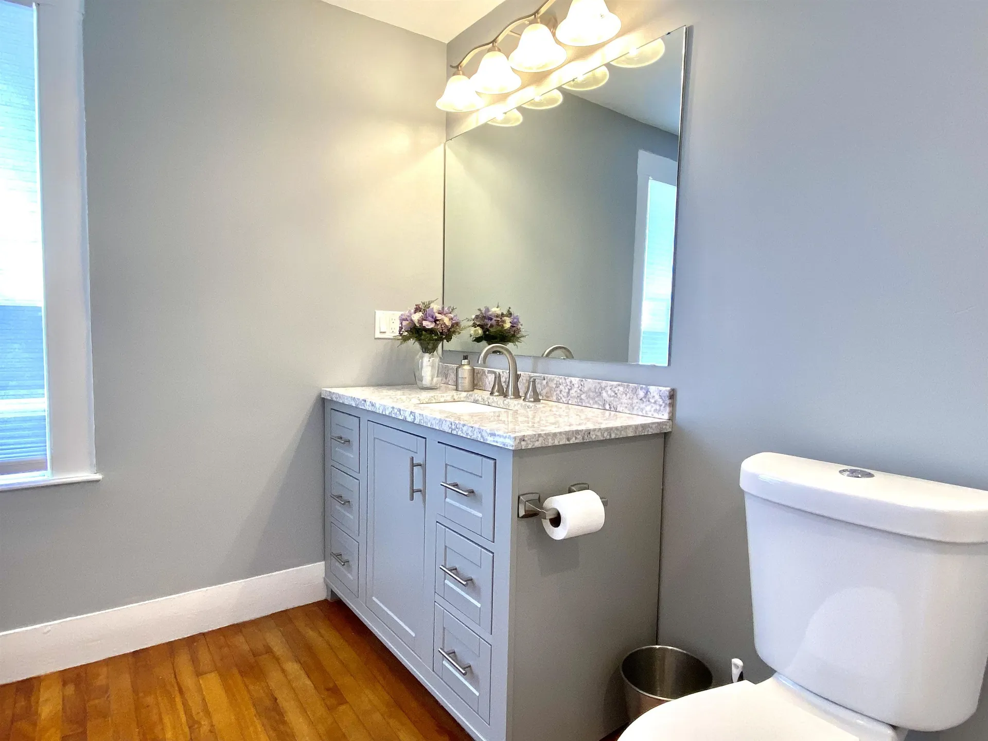 52 Lower Main Street Sunapee NH 03782