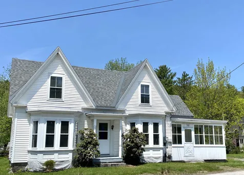 52 Lower Main Street Sunapee NH 03782