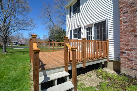 10 Sanderson Road Greenland NH 03840