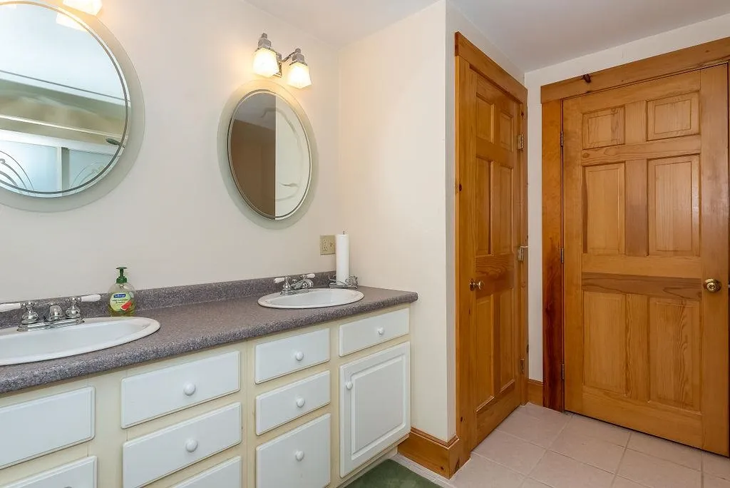 11 Furbush Street Rochester NH 03867