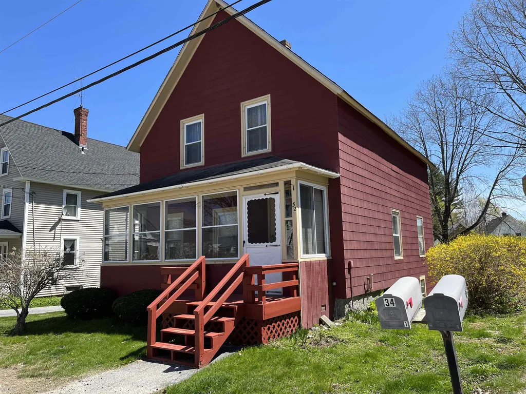32 Myrtle Street Hillsborough NH 03244