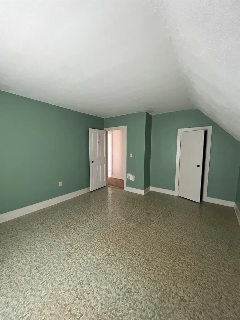 32 Myrtle Street Hillsborough NH 03244