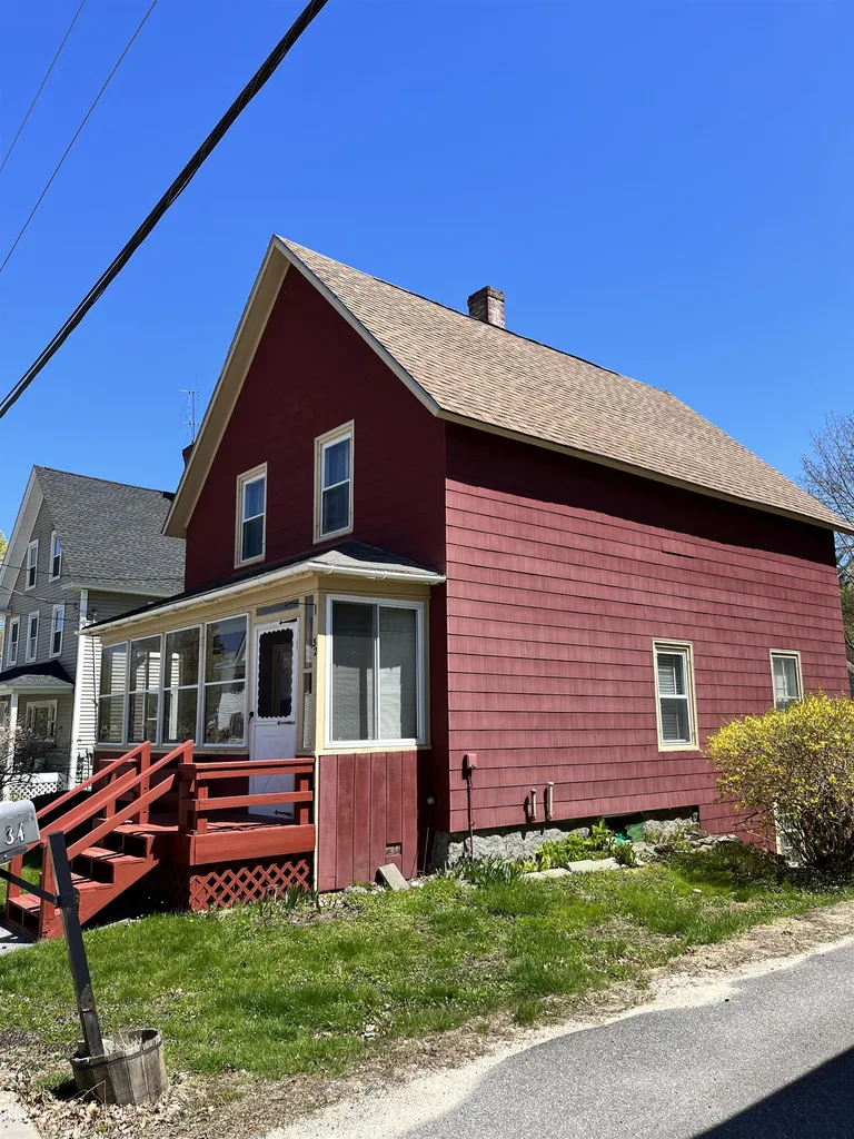 32 Myrtle Street Hillsborough NH 03244