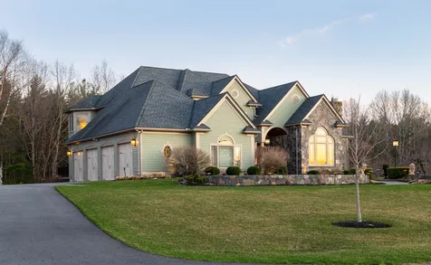 33 Linden Road Hampton Falls NH 03844