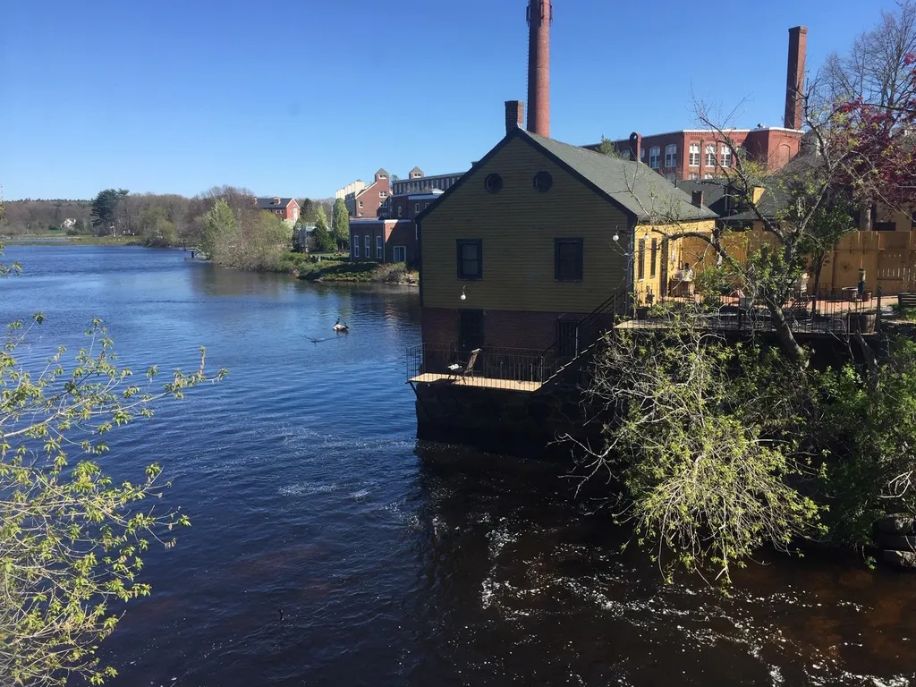 81 Water Street Exeter NH 03833