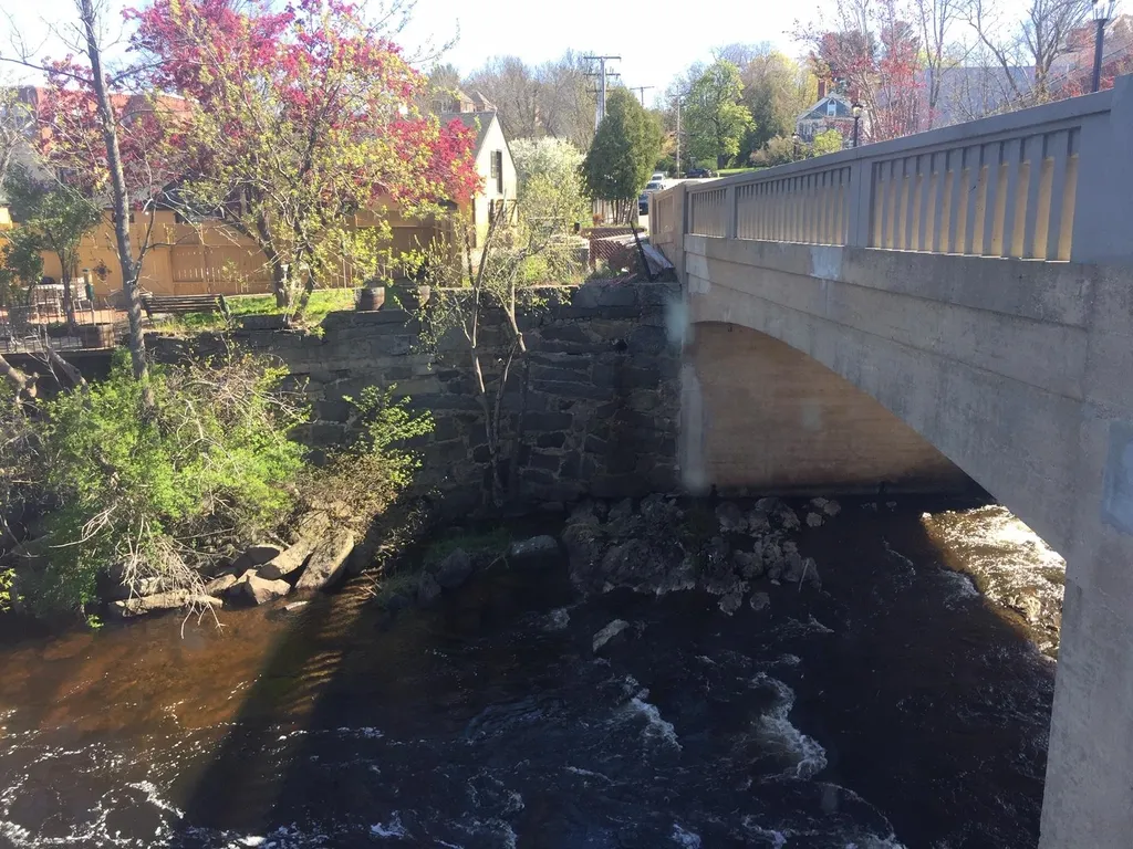 81 Water Street Exeter NH 03833