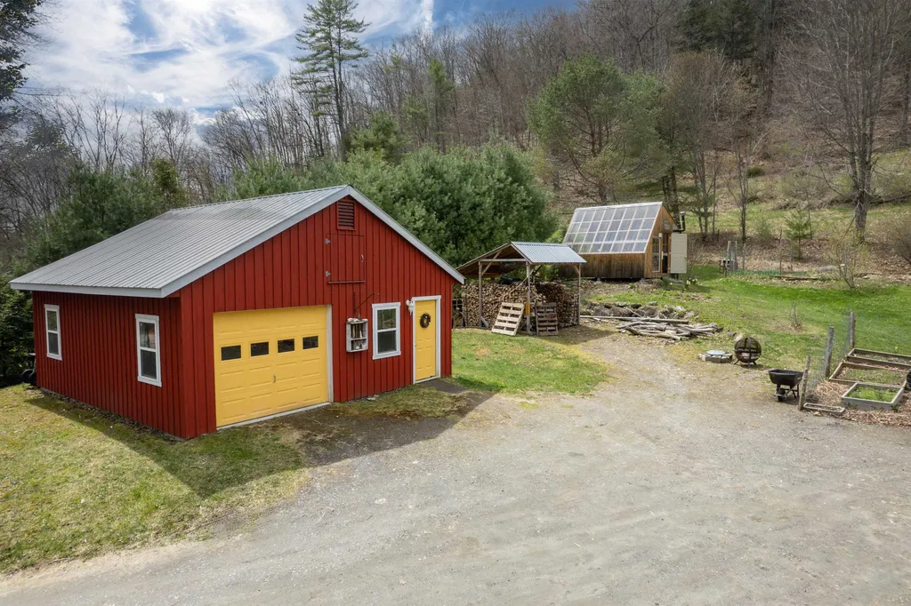 1513 Fay Brook Road Sharon VT 05065