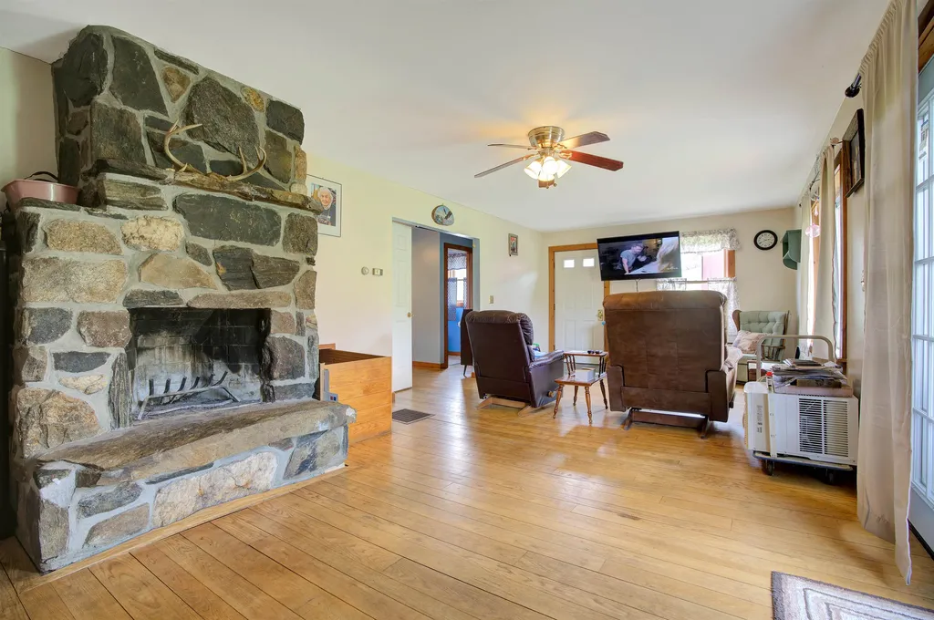 64 Kibling Hill Road Strafford VT 05072