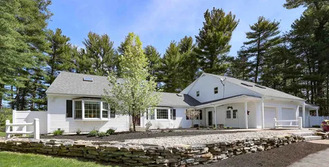 15 Pinewood Drive Amherst NH 03031