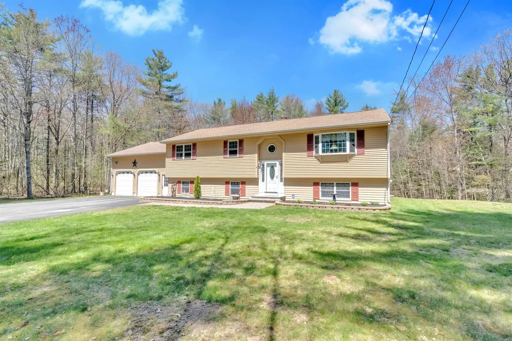 9 Chickadee Lane Berwick ME 03901