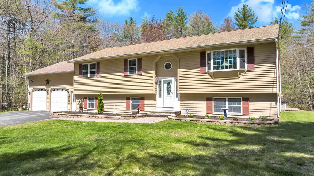 9 Chickadee Lane Berwick ME 03901
