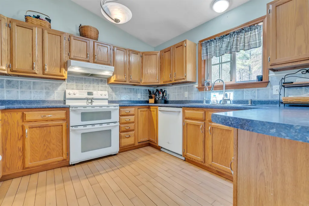 9 Chickadee Lane Berwick ME 03901