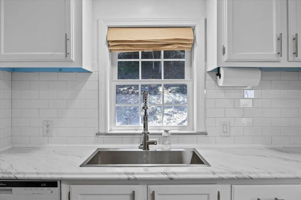 25 Zeno Road Fairfax VT 05454