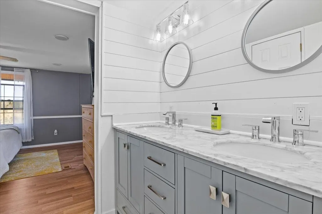 25 Zeno Road Fairfax VT 05454