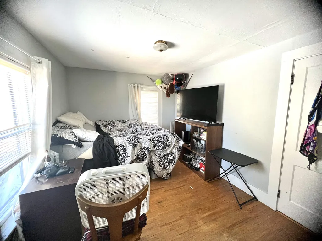 20 Washington Street Conway NH 03818