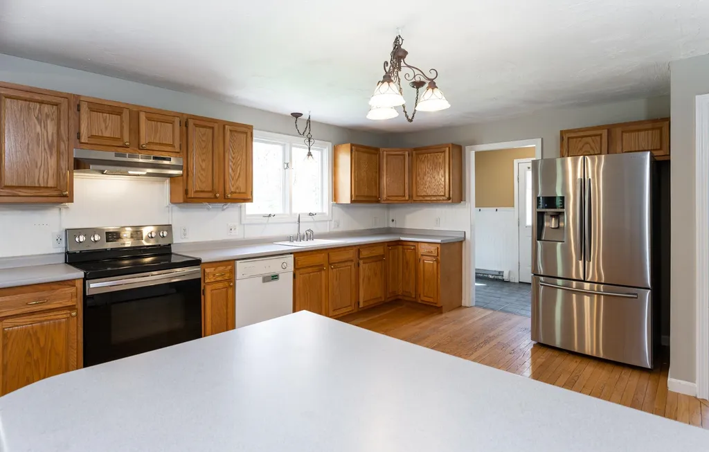43 Holly View Drive New Ipswich NH 03071