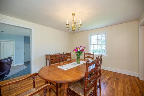 11 Robin Lane Exeter NH 03833