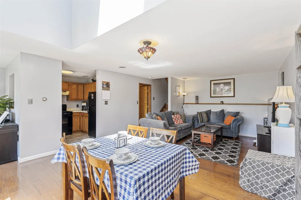 18 Dustin Homestead Rochester NH 03867