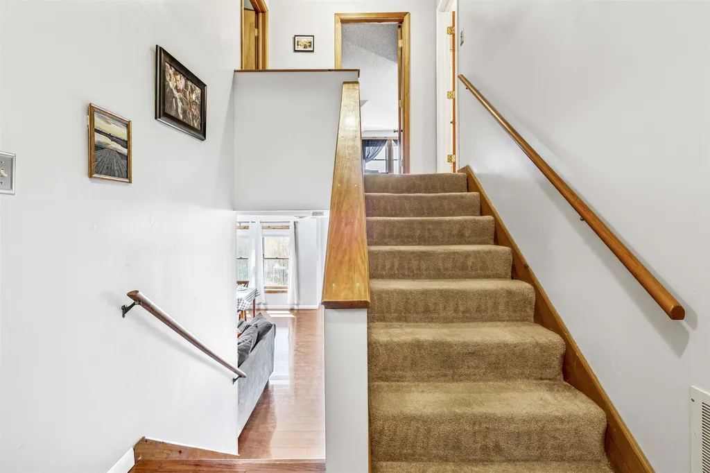 18 Dustin Homestead Rochester NH 03867