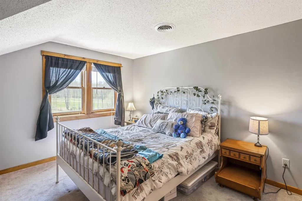 18 Dustin Homestead Rochester NH 03867