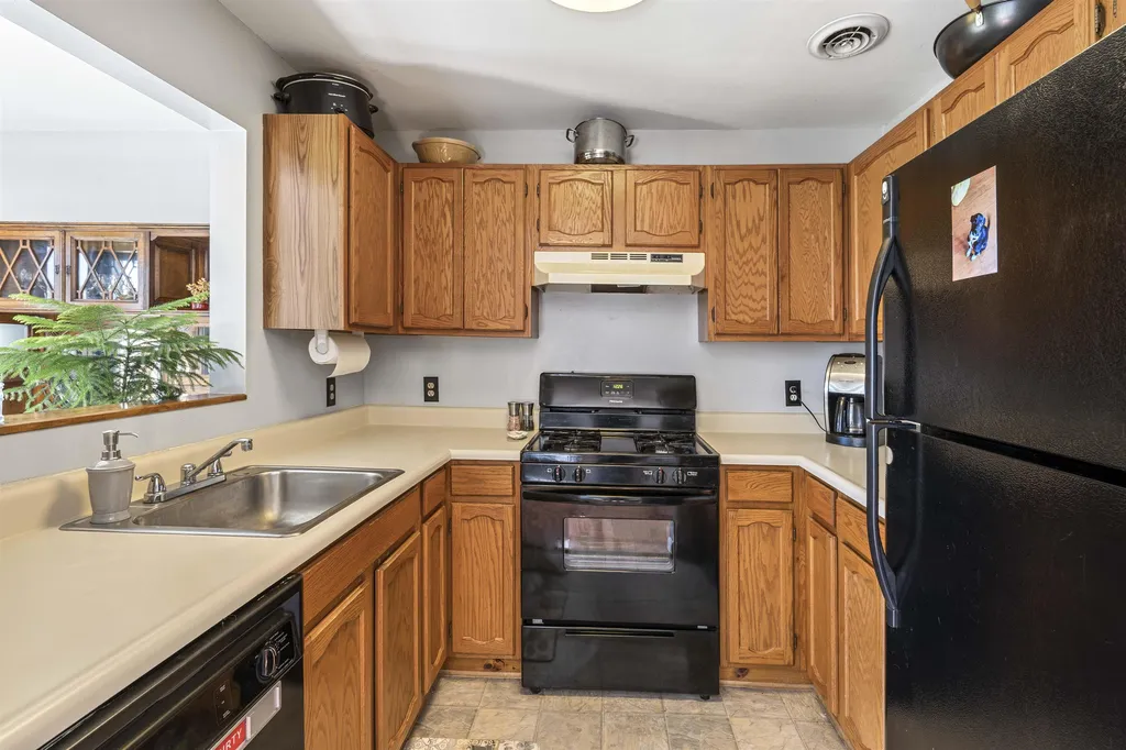 18 Dustin Homestead Rochester NH 03867