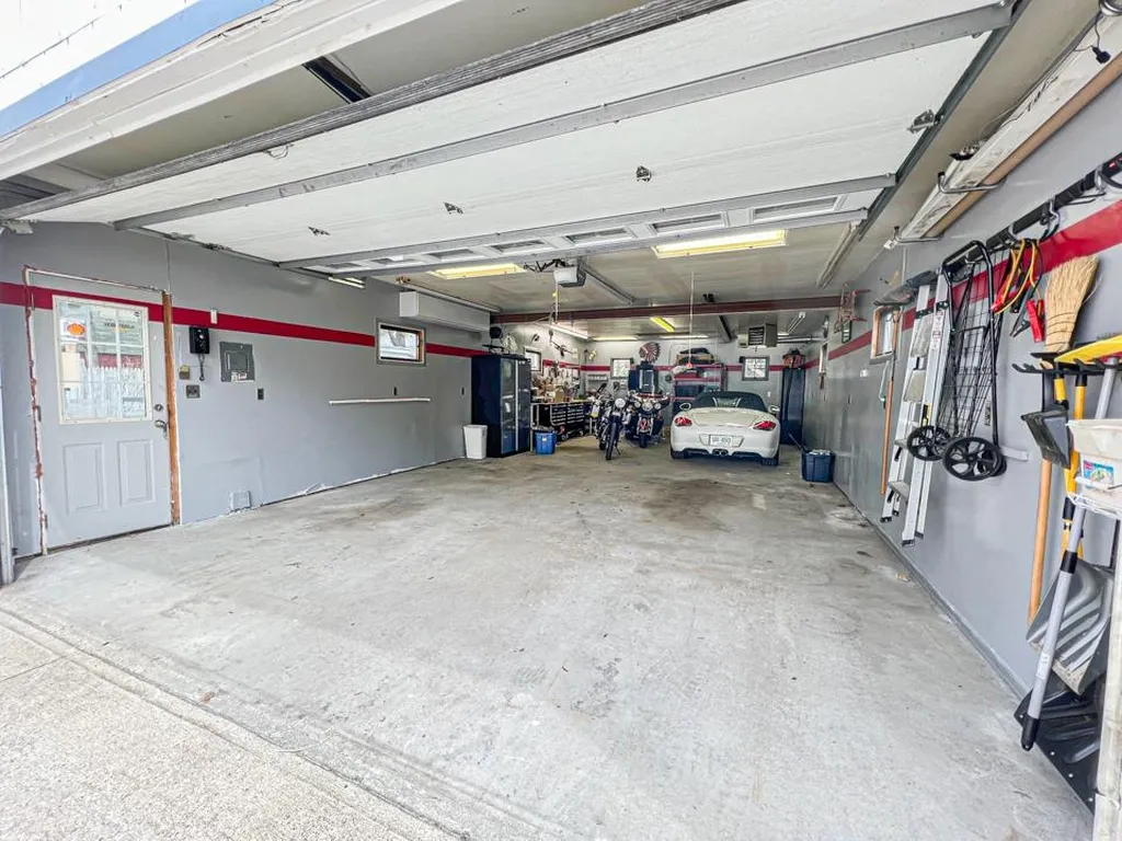 243 Elgin Avenue Manchester NH 03104