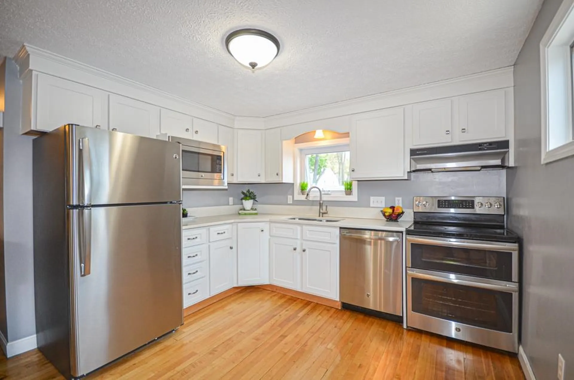243 Elgin Avenue Manchester NH 03104