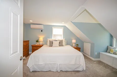 243 Elgin Avenue Manchester NH 03104