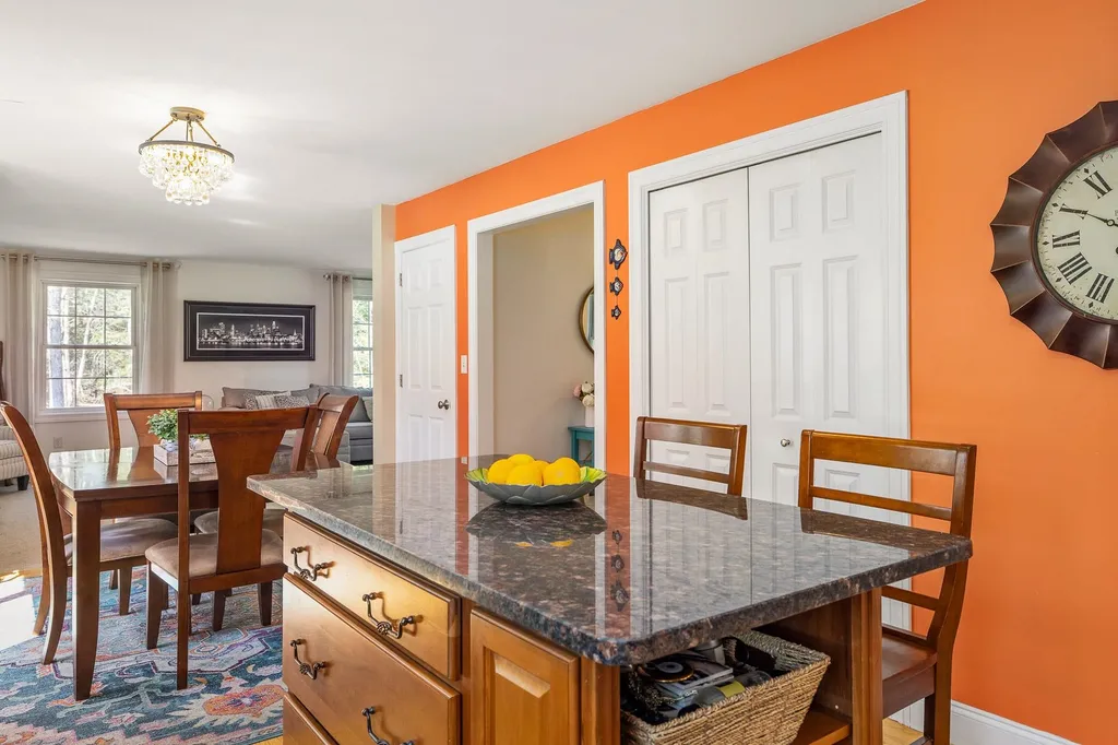 11 Rinny Lane Exeter NH 03833