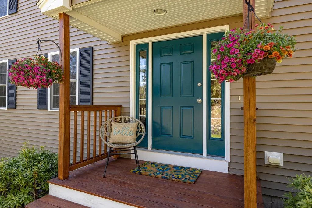 11 Rinny Lane Exeter NH 03833