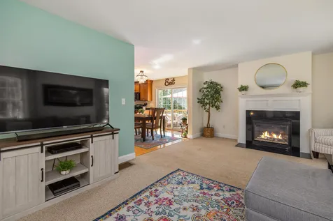 11 Rinny Lane Exeter NH 03833